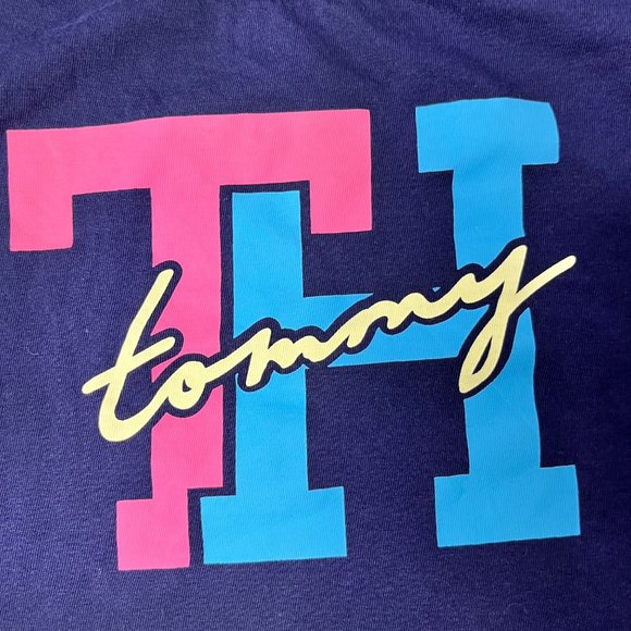 Tommy Hilfiger navy blue t shirt girls Large TH logo - Picture 2 of 7